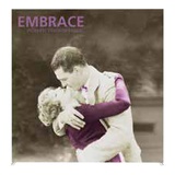 MUR EMBRACE